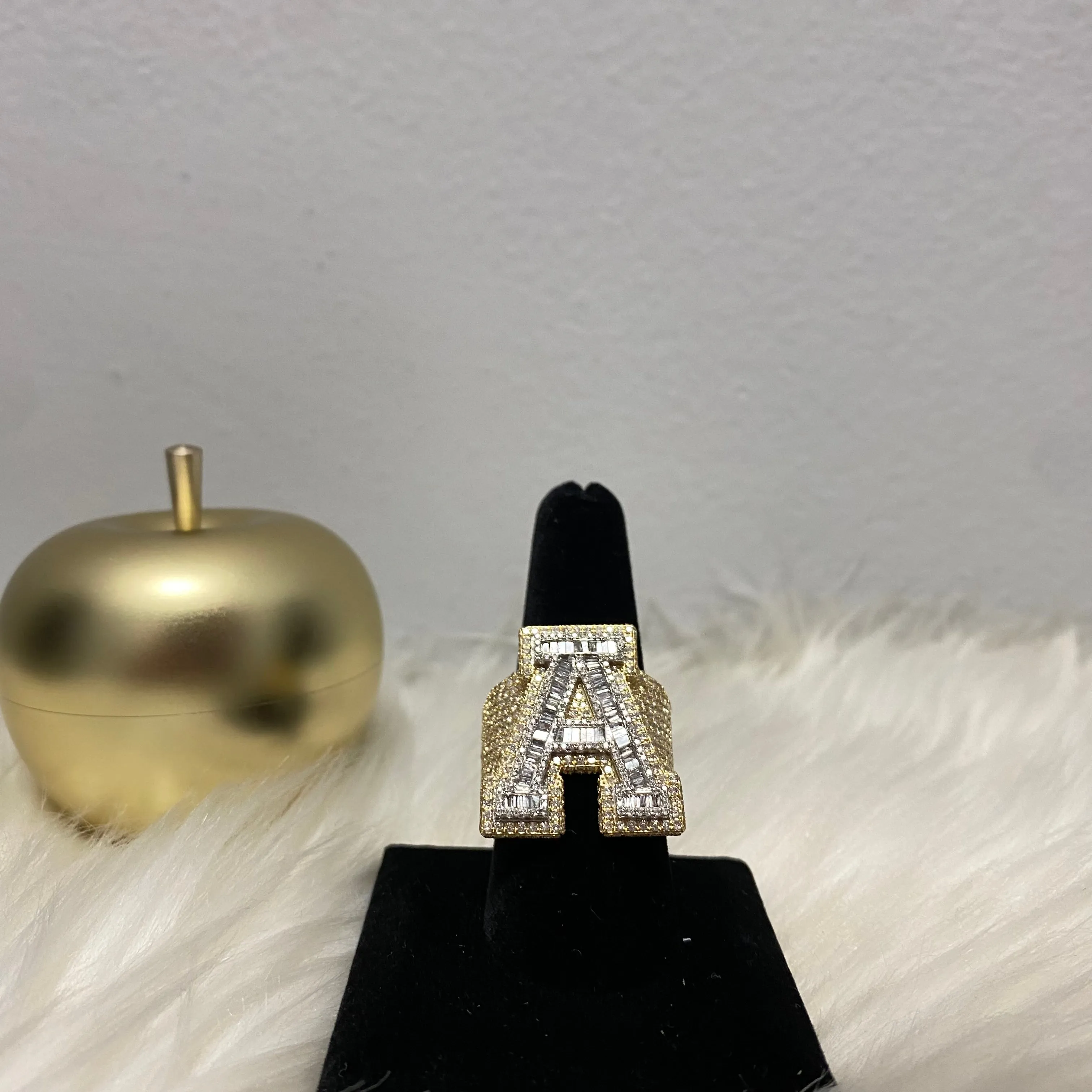 10K Yellow Gold Diamond Letter A Ring 3.5Ct Dia / 14gr / Size 10