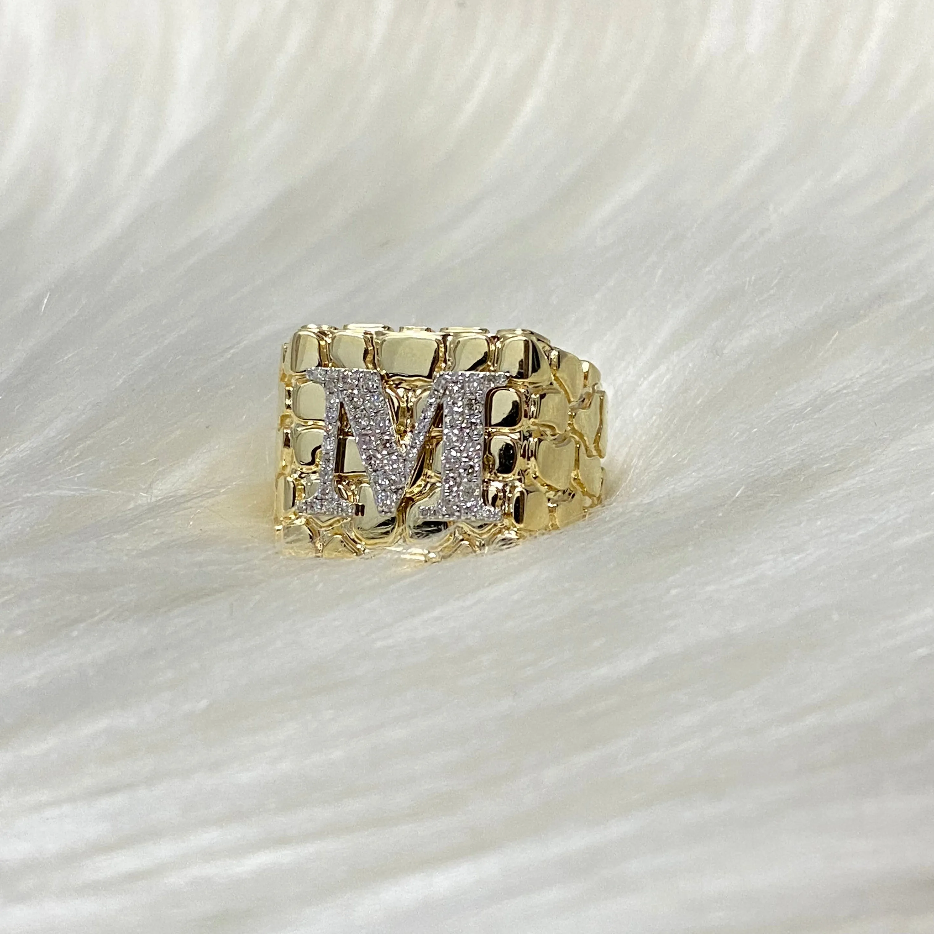 10K Yellow Gold Nugget Letter M Ring 0.47Ct Dia / 13gr / Size 11