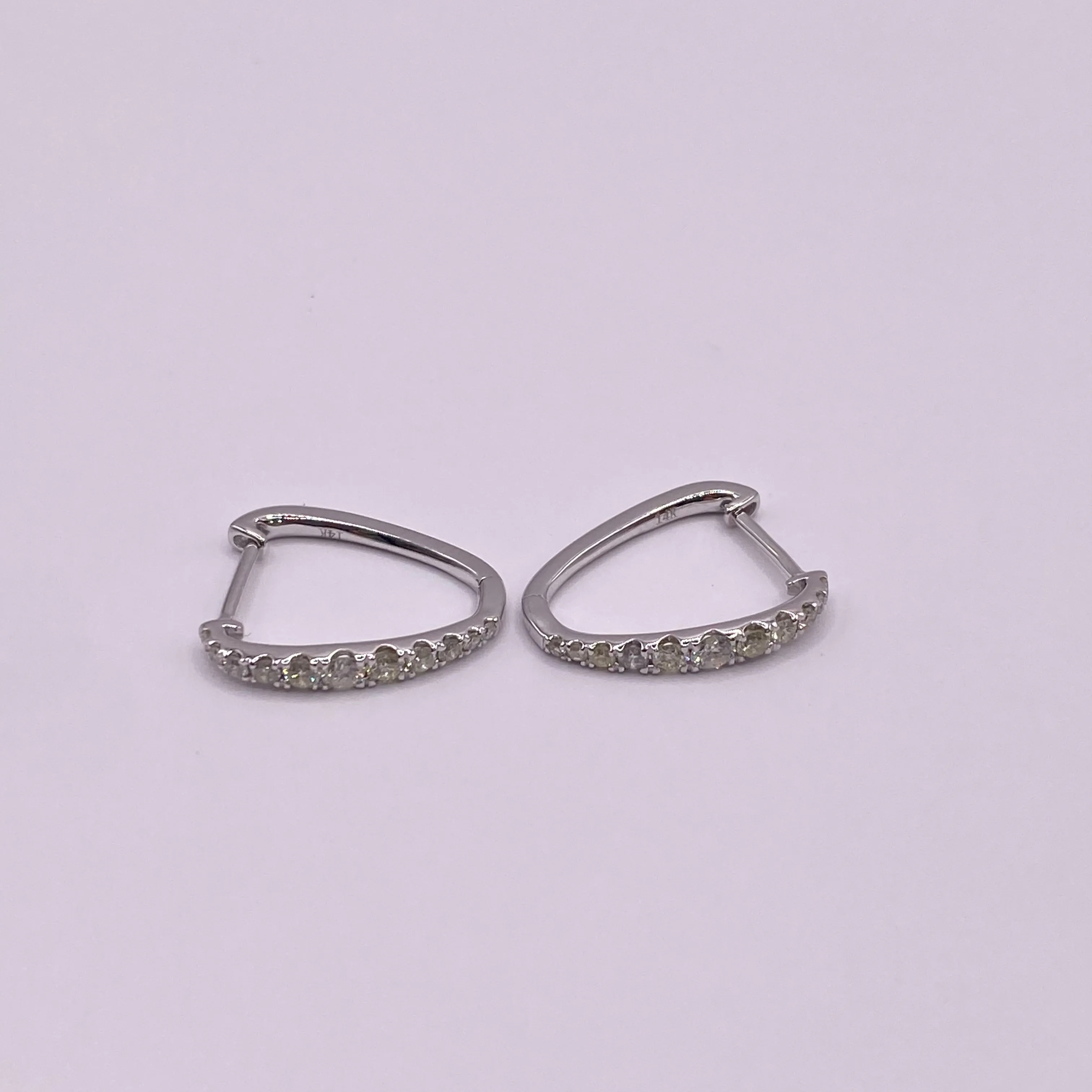 14K White Gold Diamond Luxury Hoop Earrings 0.48Ct / 1.7gr