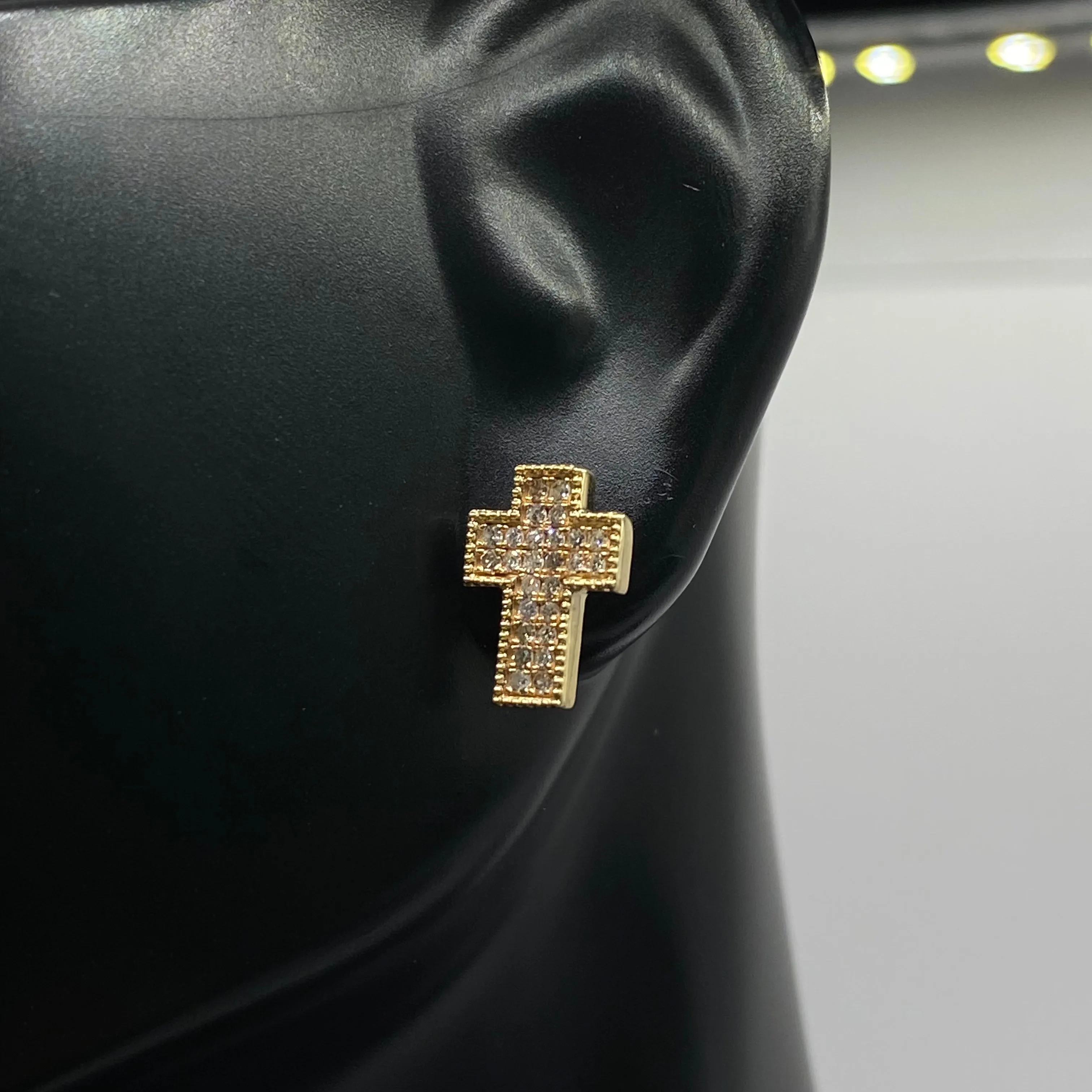 14K Yellow Gold Diamond Cross Stud Earrings 0.25Ct / 1.7gr