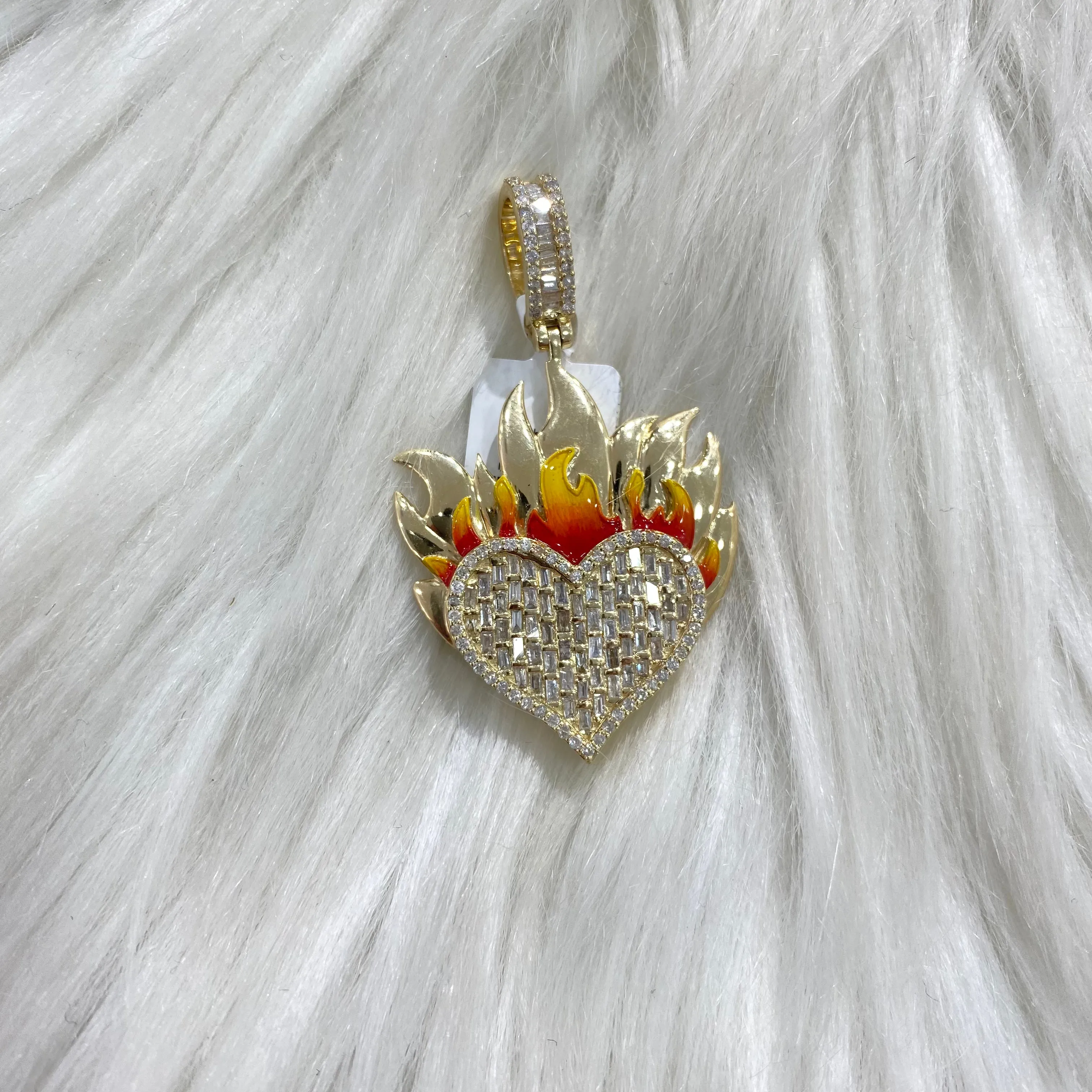 14K Yellow Gold Diamond Heart On Fire Pendant 1.02Ct Dia / 6.2gr