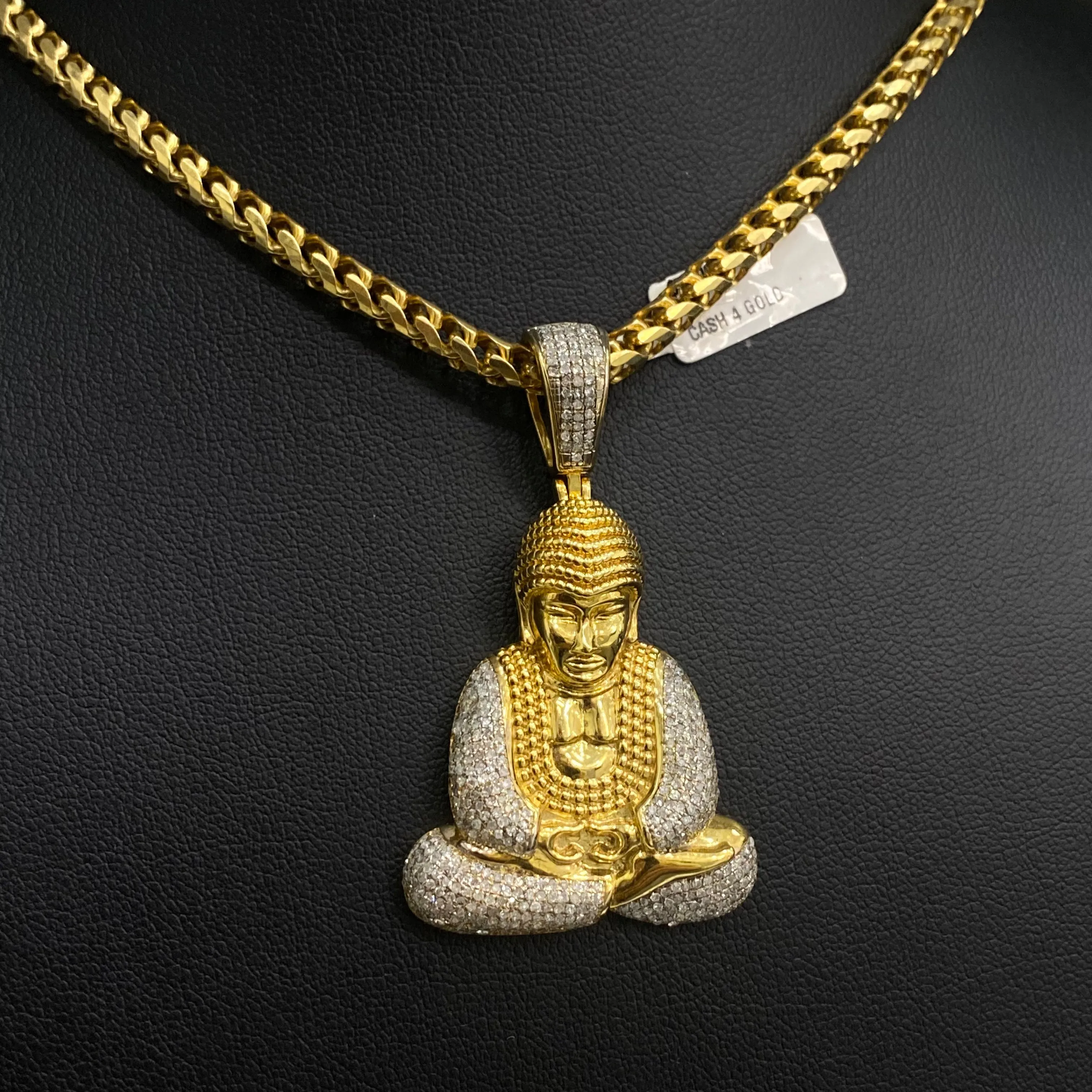 Buddhas Pendant 10K Yellow Gold With Diamond / 13gr