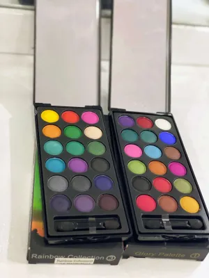 Classic 18 Pan Eyeshadow Palette