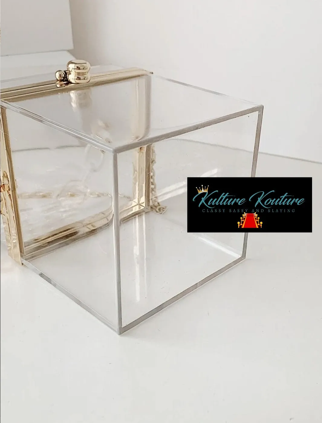 Clear Treasure Box Purse With Removable Gold Straps