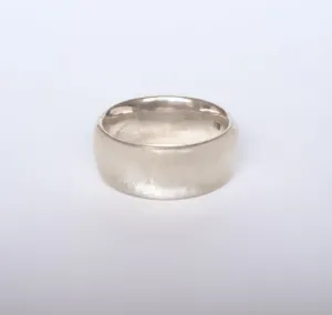 Silky Domed Resin Ring