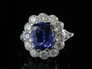 Spectacular 4Ct Tanzanite & 1.20Ct Old Cut Diamond Cluster 18Ct