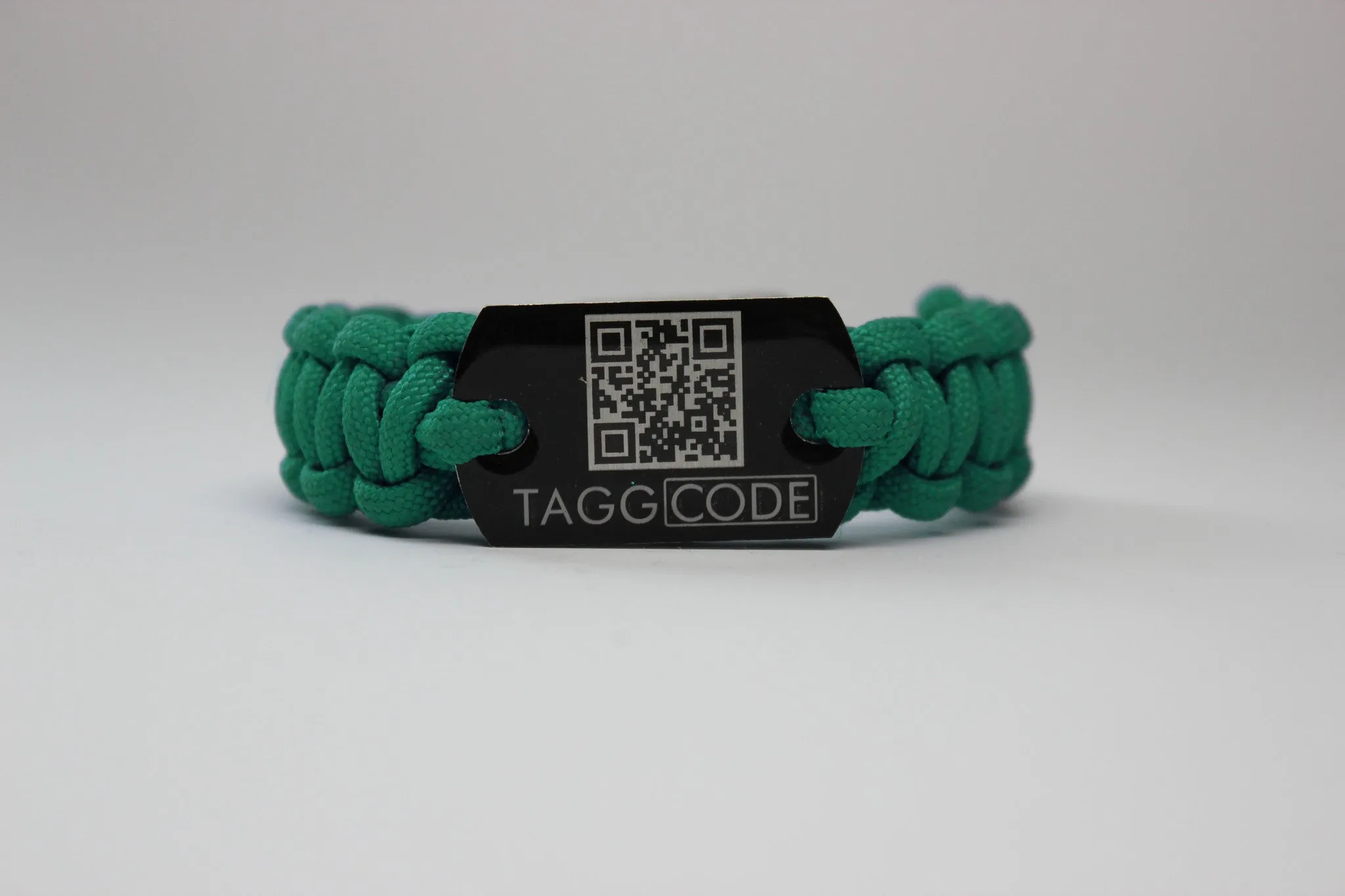 Tagg Code™ Survival Band - 550